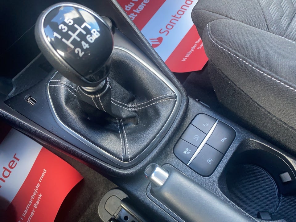 Ford Fiesta 1,0 EcoBoost mHEV Titanium 5d