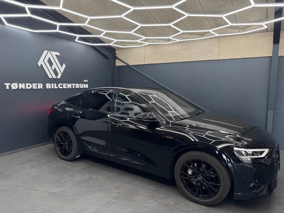 Audi e-tron 55 S-line Sportback quattro 5d
