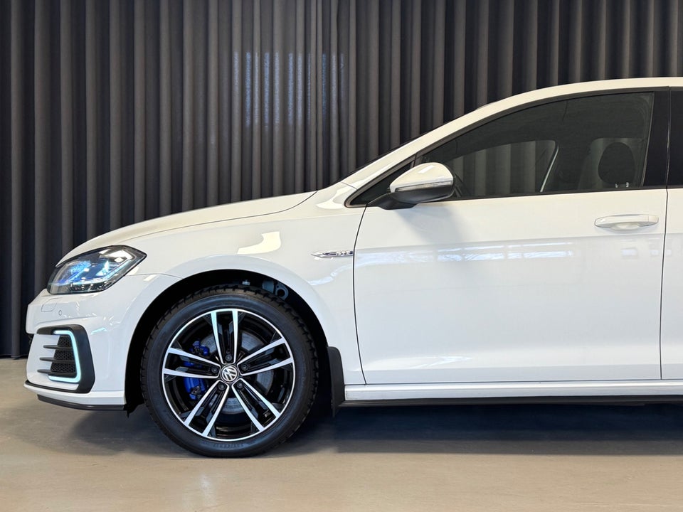 VW Golf VII 1,4 GTE DSG 5d