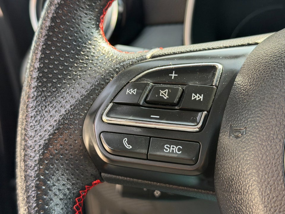 MG ZS 50 Luxury 5d