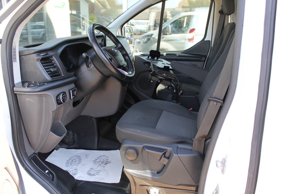 Ford Transit Custom 320L 2,0 TDCi 130 Trend