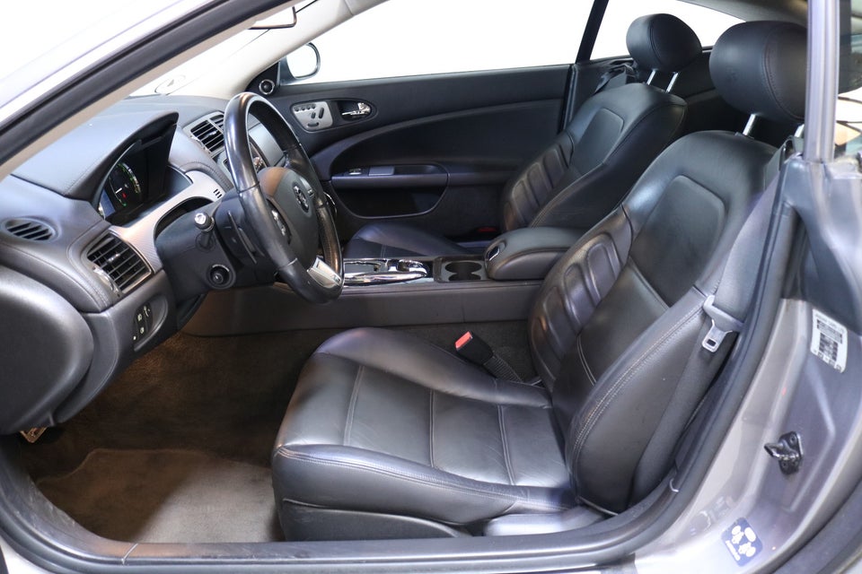 Jaguar XKR 4,2 V8 Coupé aut. 2d