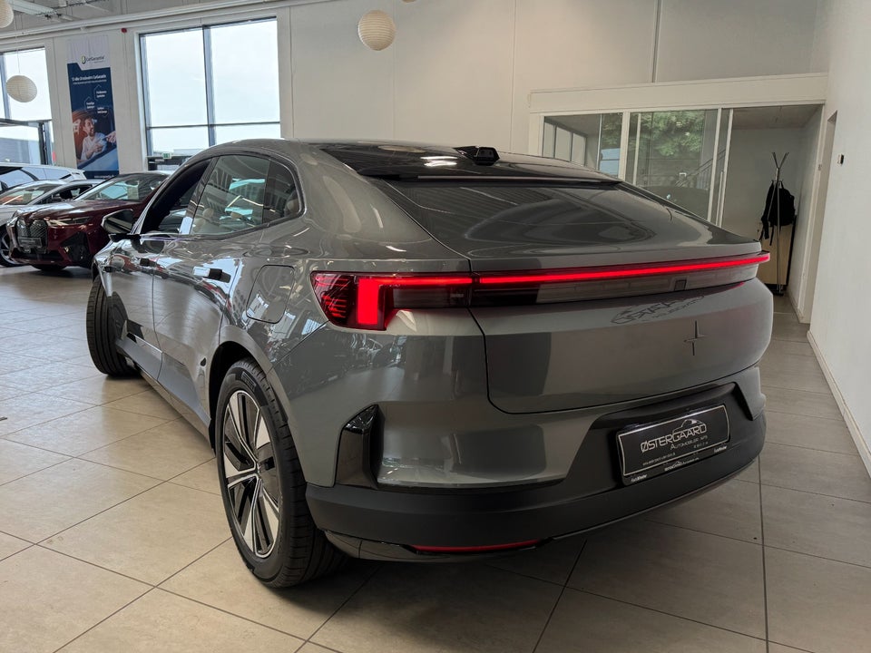 Polestar 4 Long Range AWD 5d