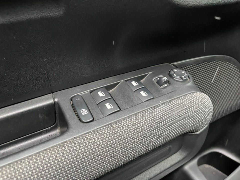 Citroën C3 Aircross 1,2 PureTech 110 Shine Exclusive 5d