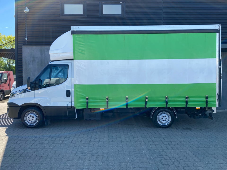 Iveco Daily 2,3 35S16 Alukasse m/lift AG8 2d