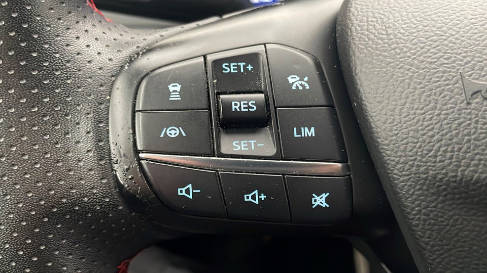 Ford Kuga 2,5 PHEV ST-Line CVT 5d