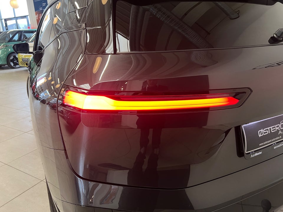 BMW iX xDrive50 Fully Charged 5d