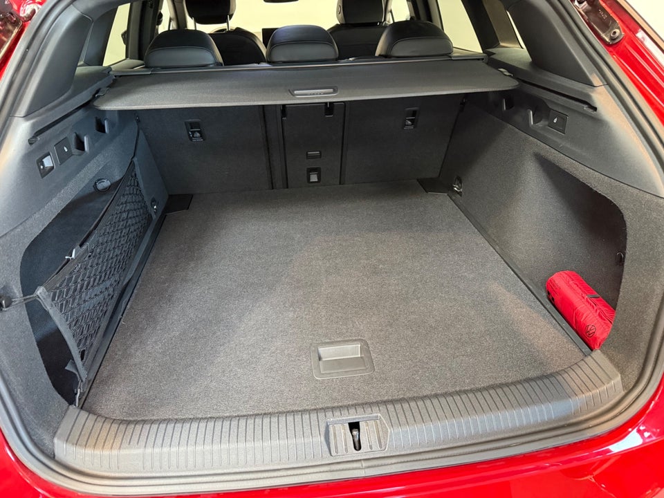 VW ID.7 77 Style+ Tourer 5d