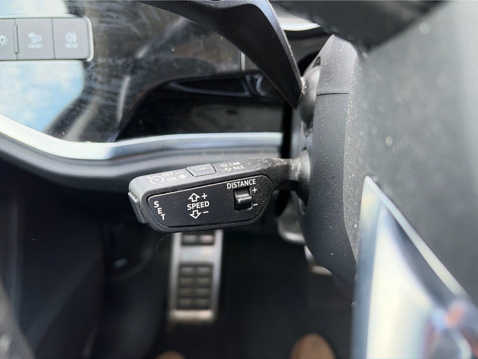 Audi Q3 45 TFSi e Attitude plus Sportback S-tr. 5d