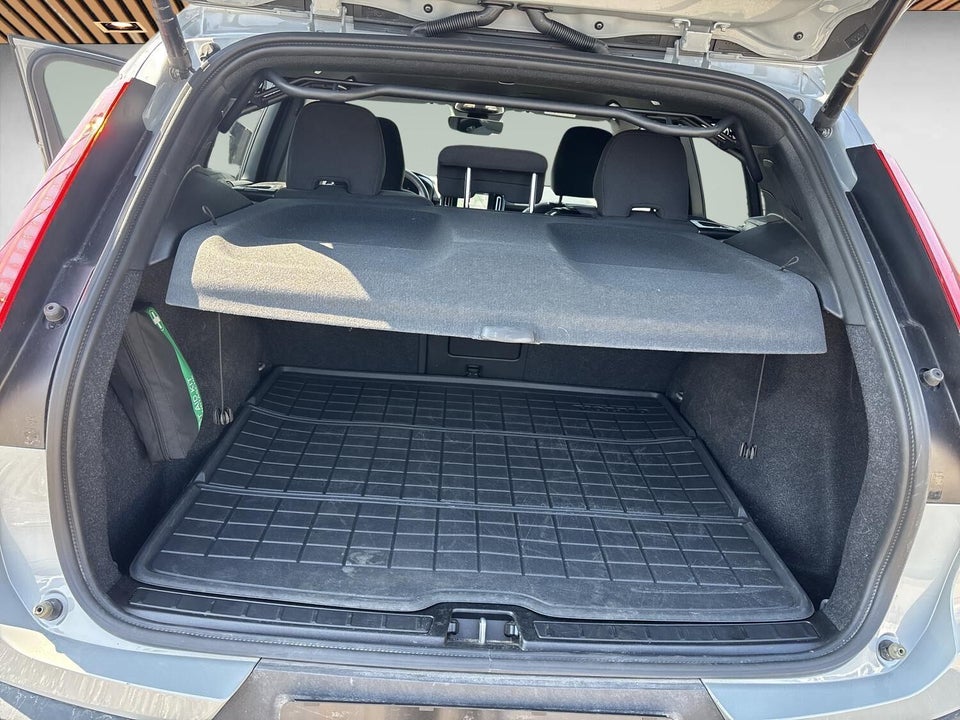 Volvo EX40 Extended Range Core 5d
