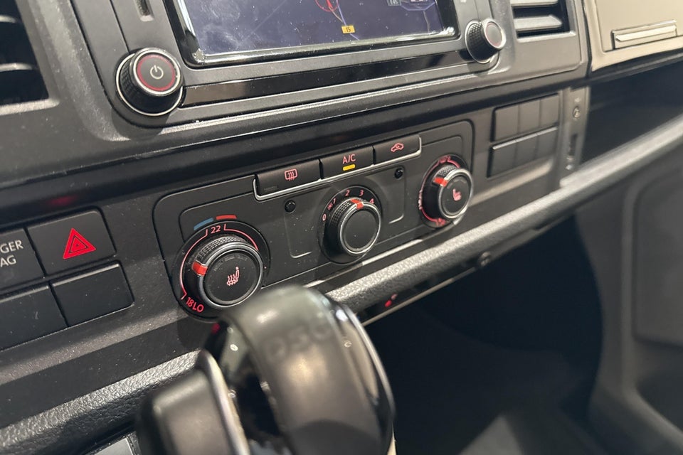 VW Transporter 2,0 TDi 204 Kassevogn DSG kort