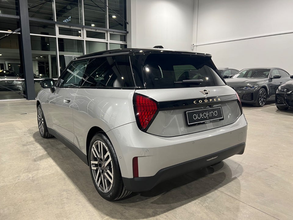 MINI Cooper E Classic Trim S 3d