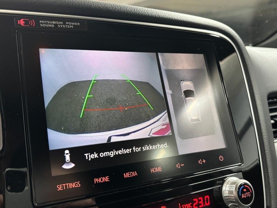 Mitsubishi Outlander 2,4 PHEV Instyle CVT 4WD 5d