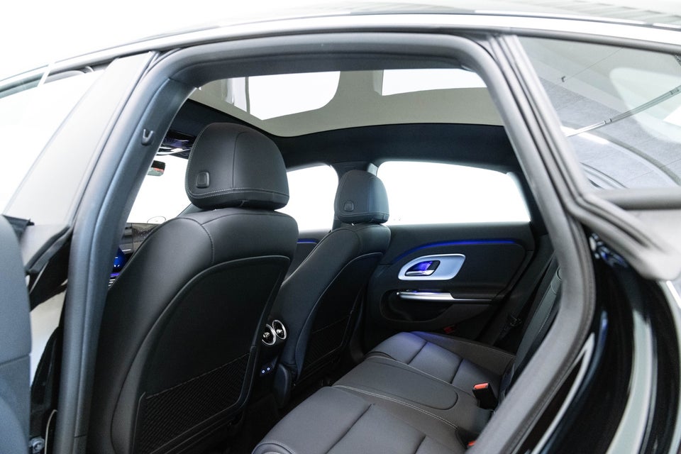 Mercedes CLA250+ EQ Progressive Advance Plus 4d