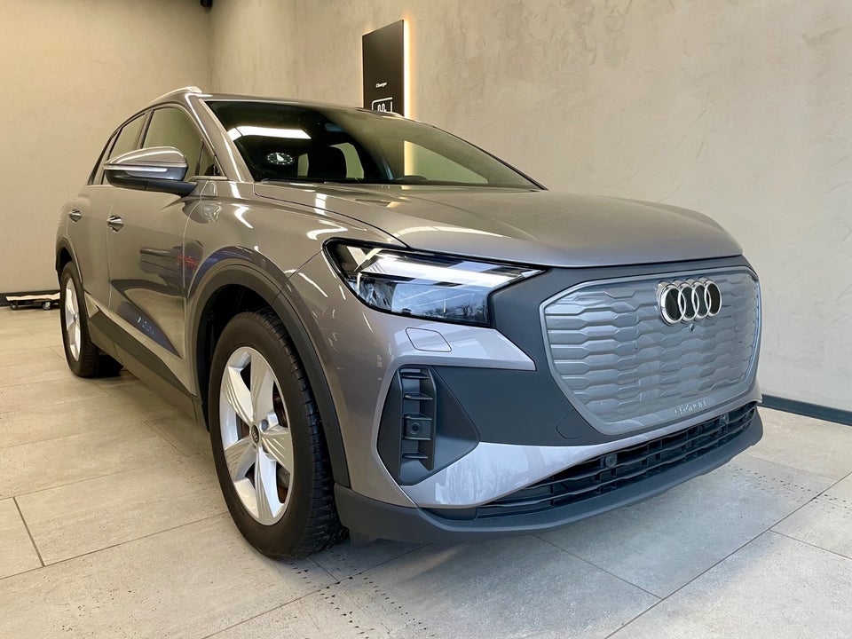 Audi Q4 e-tron 40 Attitude 5d