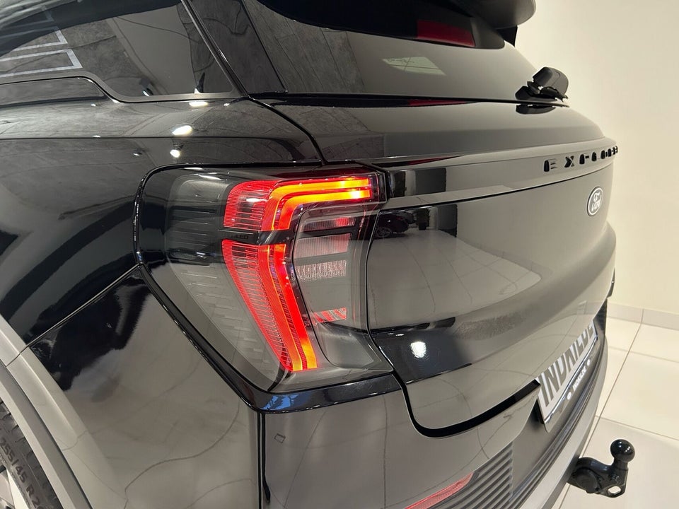 Ford Explorer 77 Premium Extended Range 5d