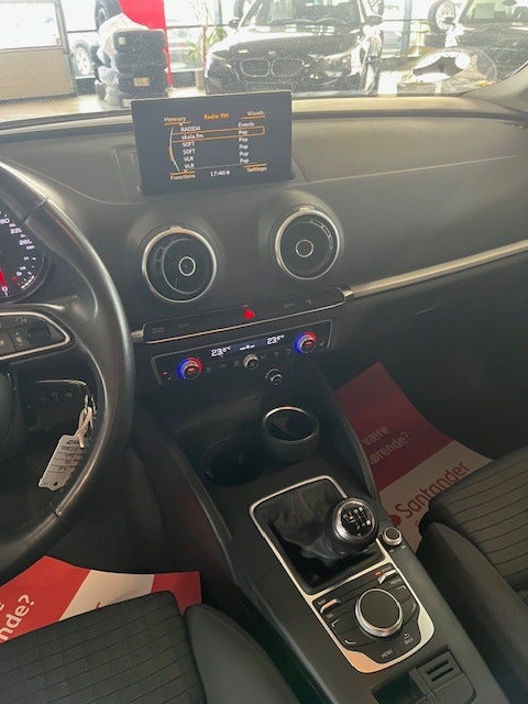 Audi A3 1,4 TFSi 150 Attraction 4d