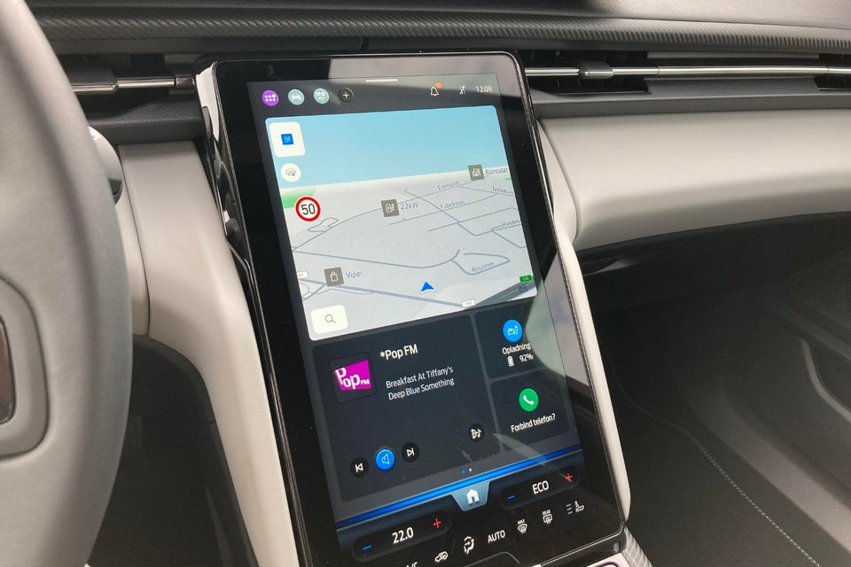 Ford Explorer 77 Premium Extended Range 5d