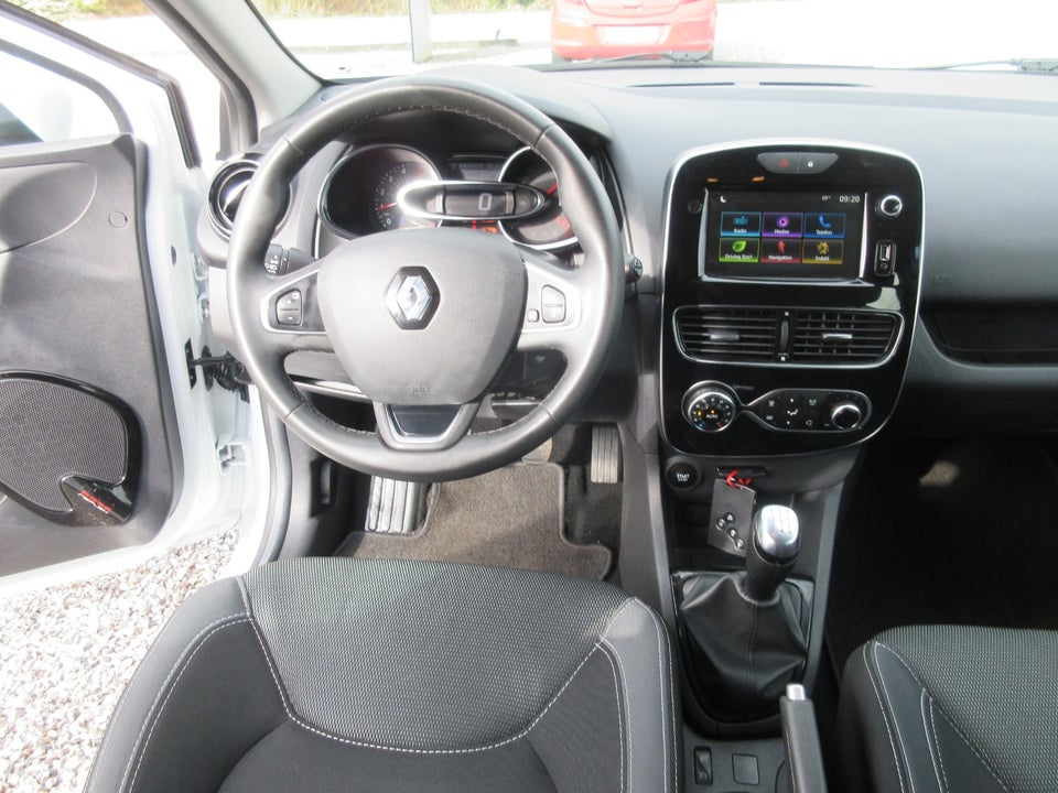 Renault Clio IV 1,5 dCi 90 Zen Sport Tourer 5d