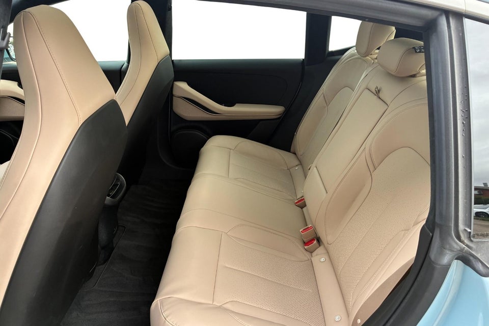 NIO ET5 100 Long Range 4d