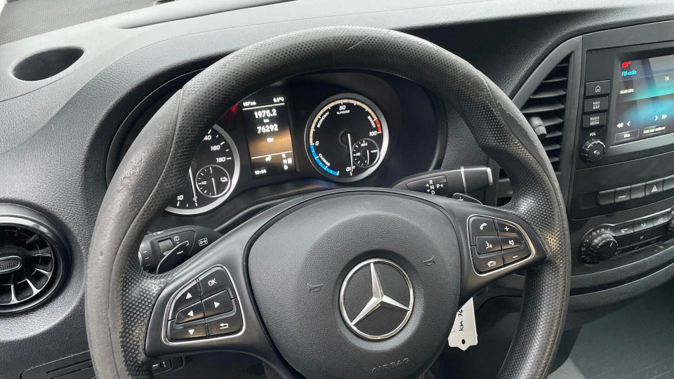 Mercedes eVito 129 Tourer PRO L Van