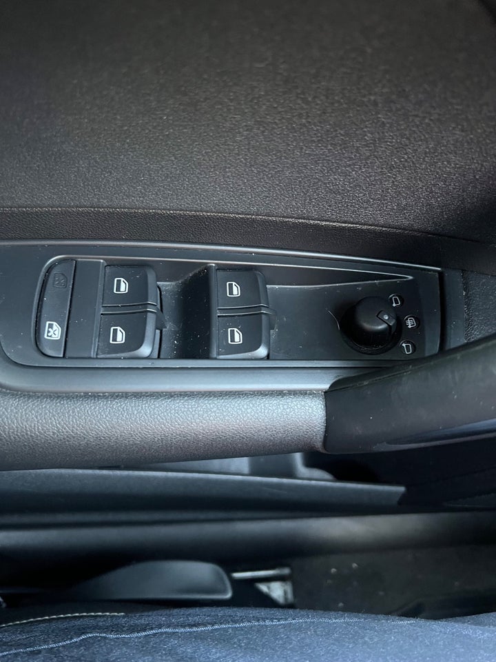 Audi A1 2,0 TDi 143 Ambition Sportback 5d