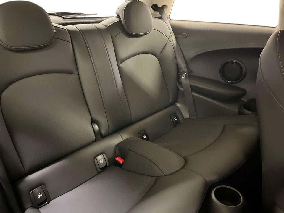 MINI Cooper SE Edition Premium Plus 3d