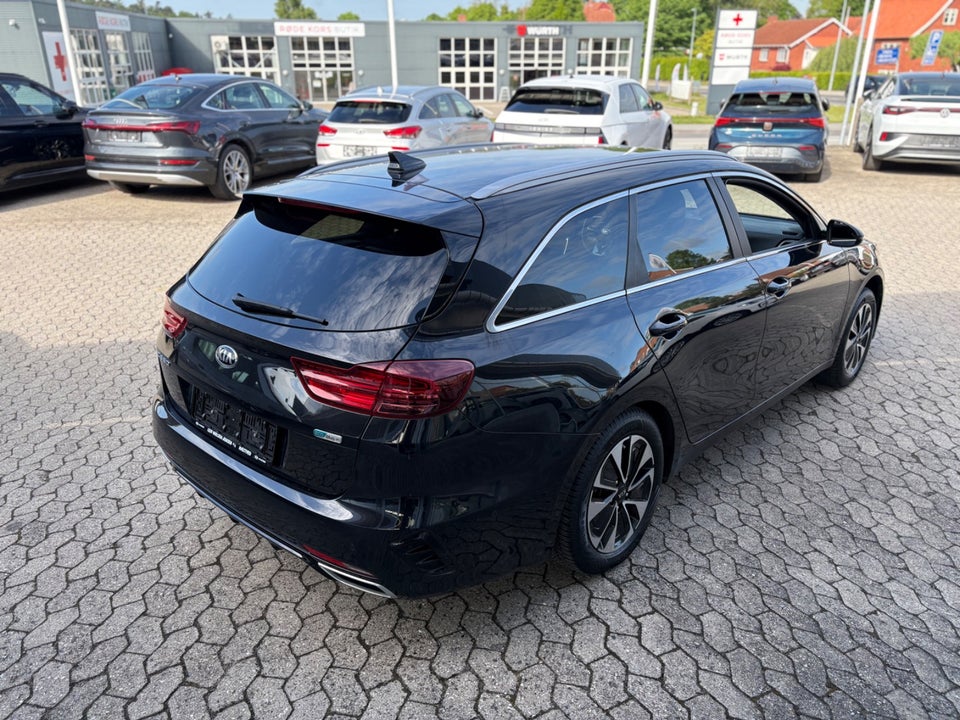 Kia Ceed 1,6 PHEV Upgrade SW DCT 5d
