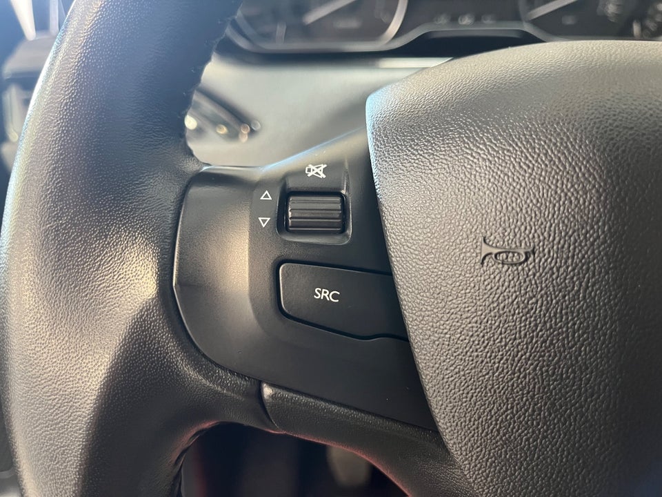 Peugeot 208 1,2 VTi 82 Active 5d