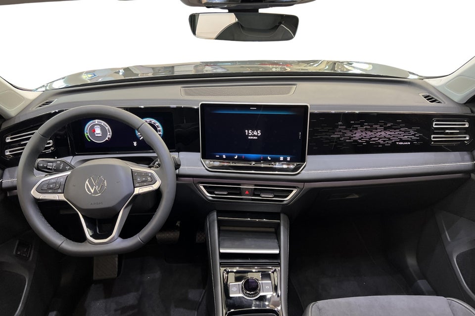 VW Tiguan 1,5 eHybrid Elegance DSG 5d