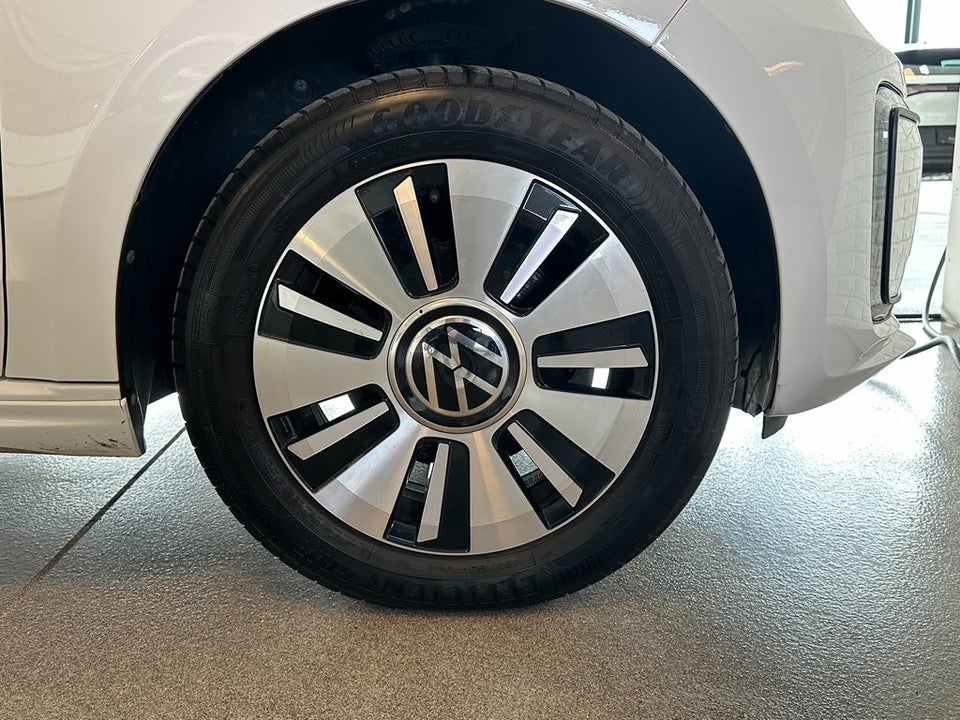 VW e-Up! Style Plus 5d