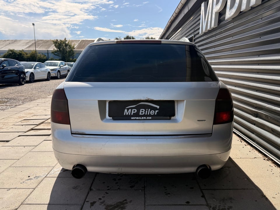 Audi A4 1,8 T 163 Avant quattro 5d