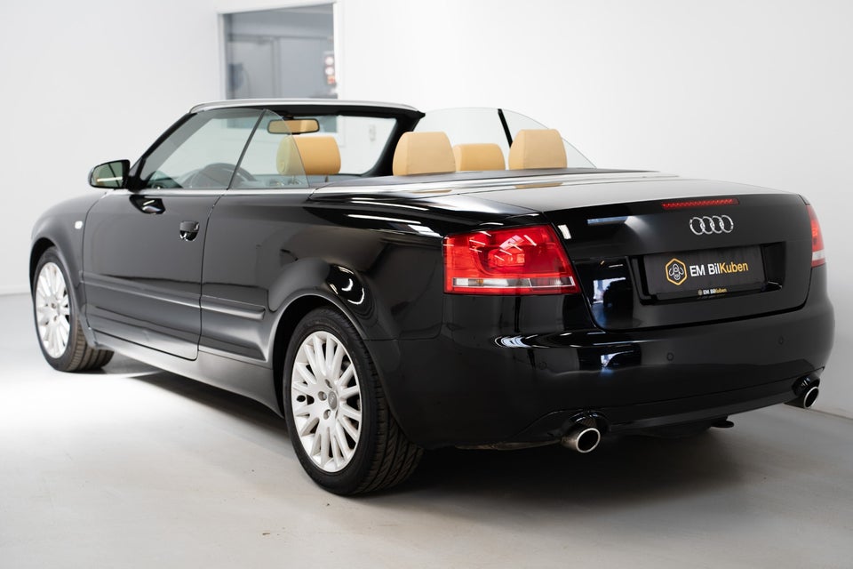 Audi A4 1,8 T 163 Cabriolet Multitr. 2d