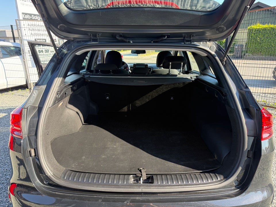 Kia Ceed 1,6 PHEV Prestige SW DCT 5d