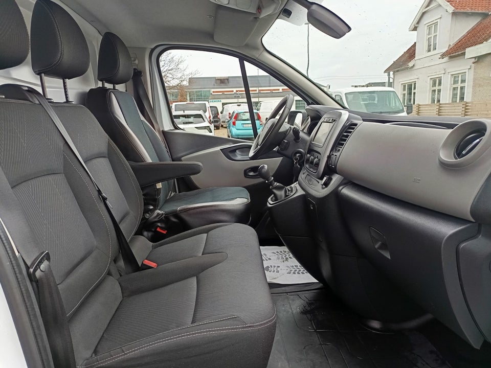 Renault Trafic T29 1,6 dCi 120 L2H1