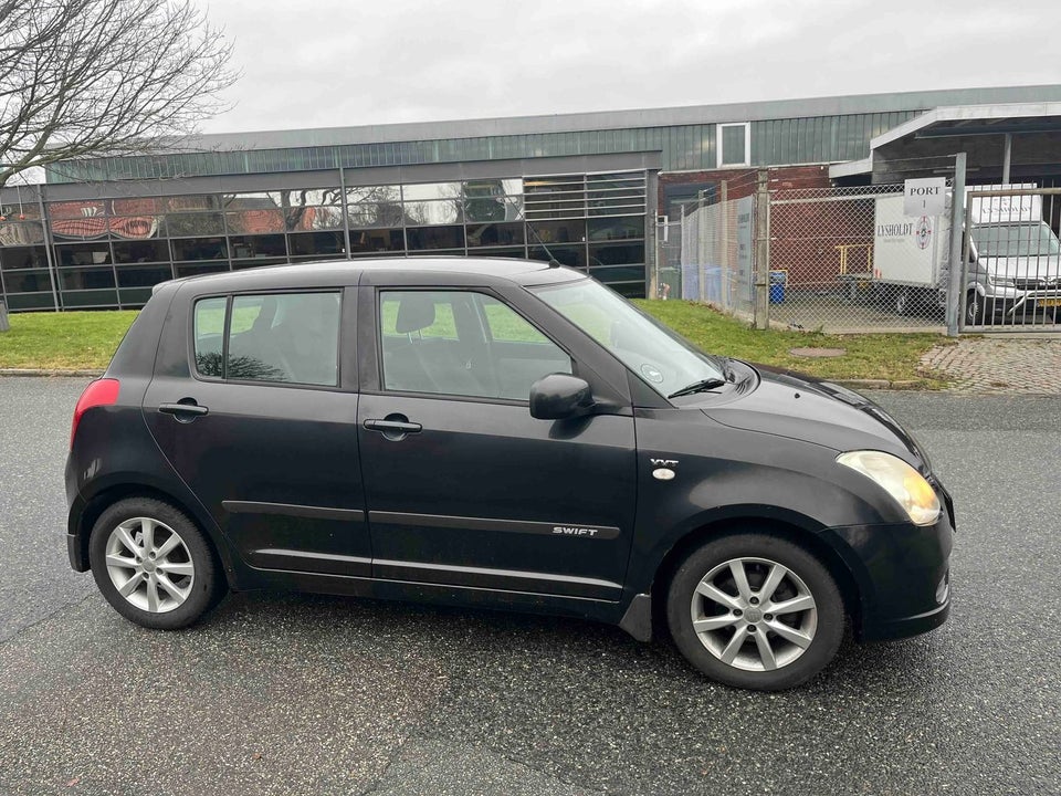 Suzuki Swift 1,5 GL-A 5d