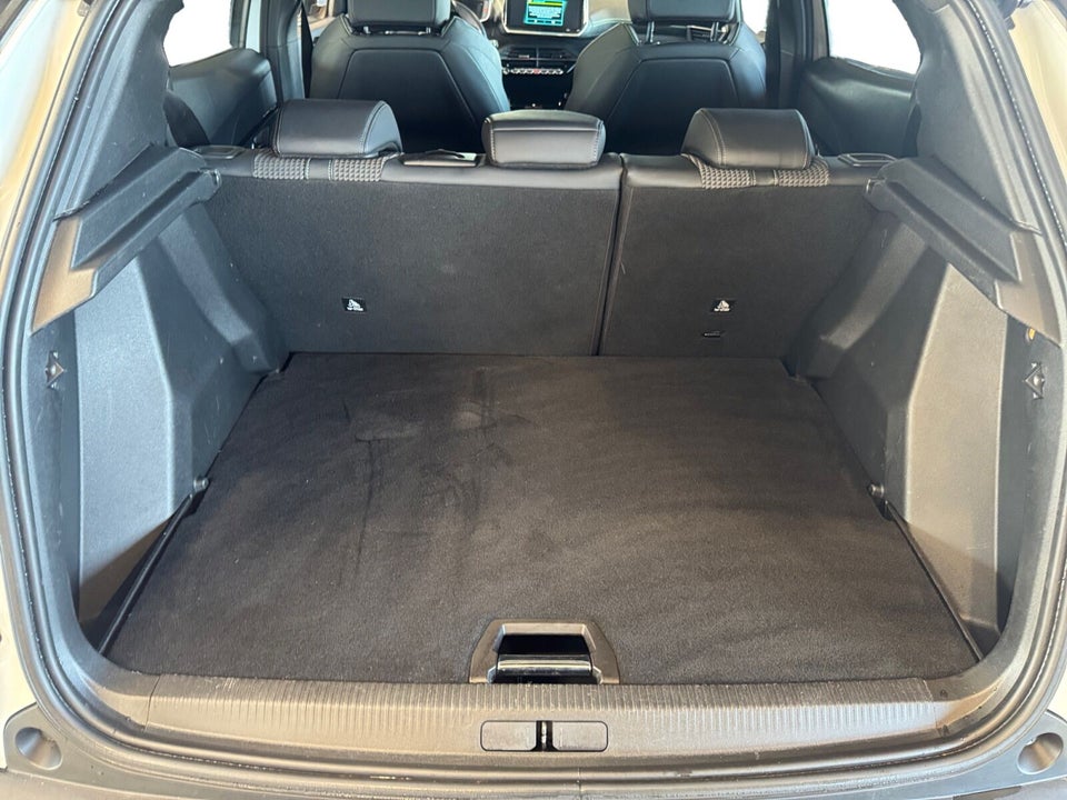 Peugeot e-2008 50 GT 5d