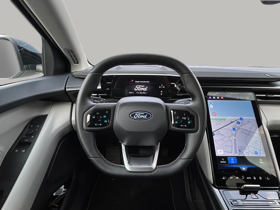 Ford Explorer 82 Select Extended Range 5d