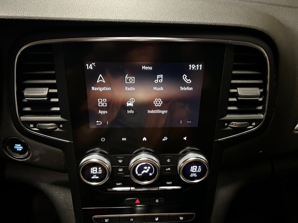 Renault Megane IV 1,6 E-Tech Intens Sport Tourer 5d