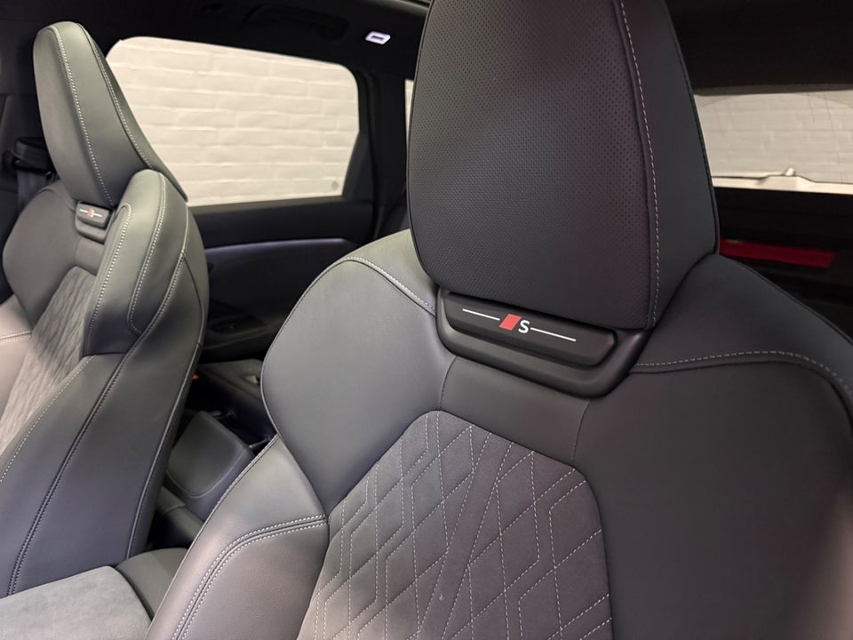 Audi Q6 e-tron S-line plus quattro 5d
