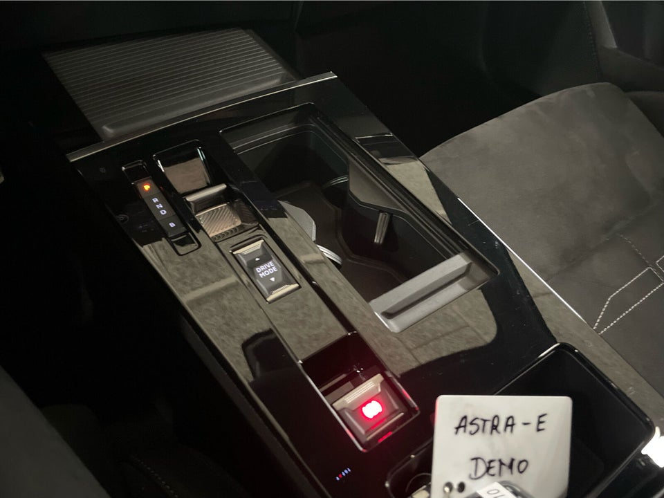 Opel Astra-e 54 Ultimate 5d