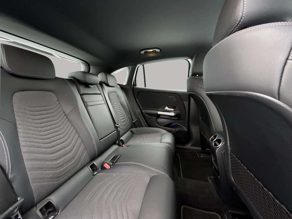 Mercedes EQA250+ Progressive 5d