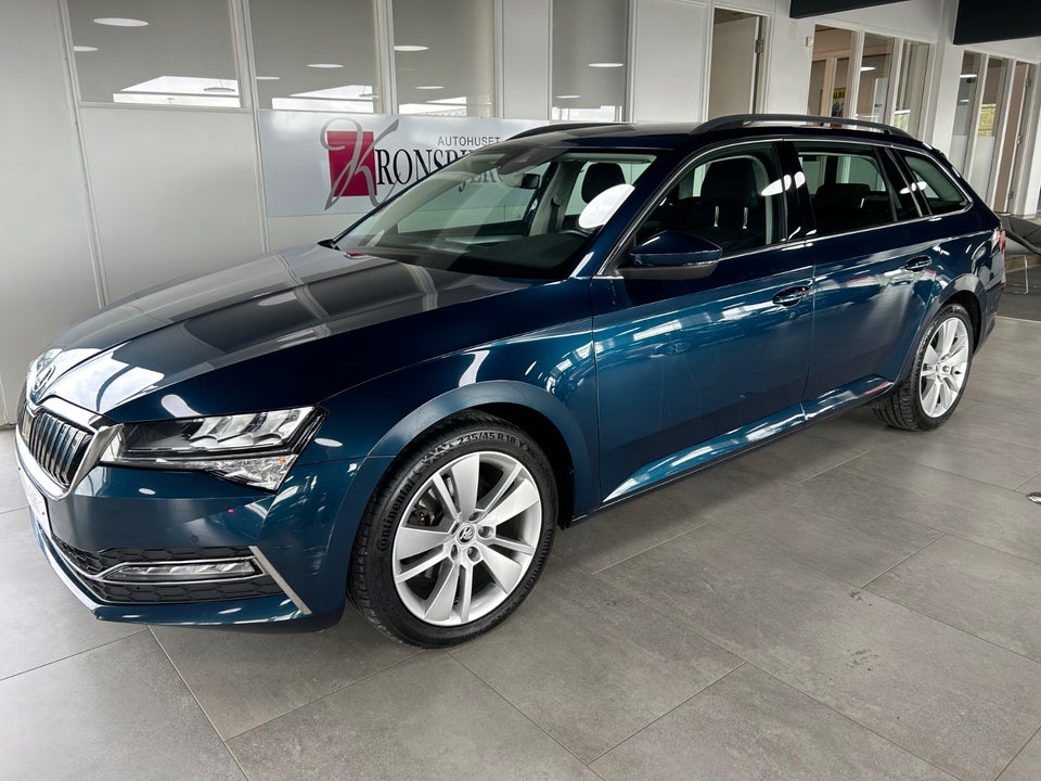 Skoda Superb 1,4 TSi iV Combi DSG 5d