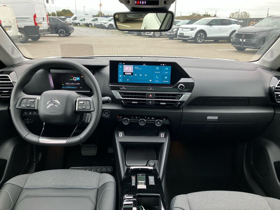 Citroën ë-C4 X 50 Shine 4d