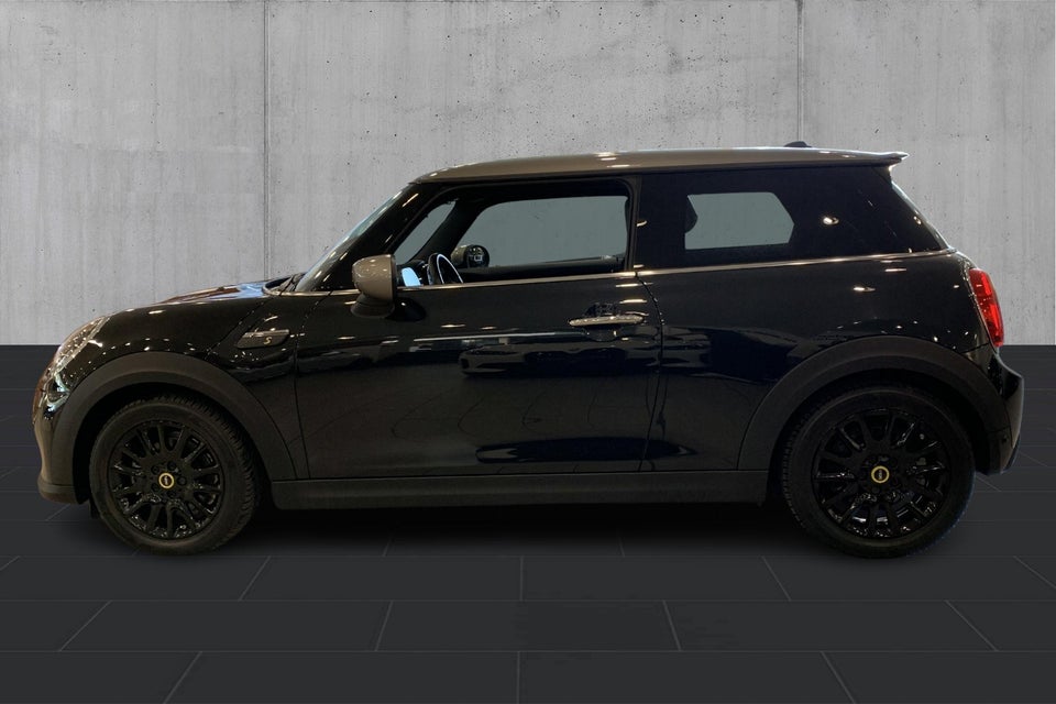 MINI Cooper SE Classic Trim 3d