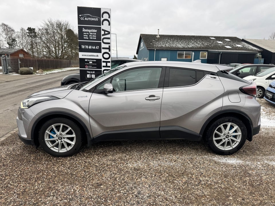 Toyota C-HR 1,8 Hybrid C-LUB CVT 5d