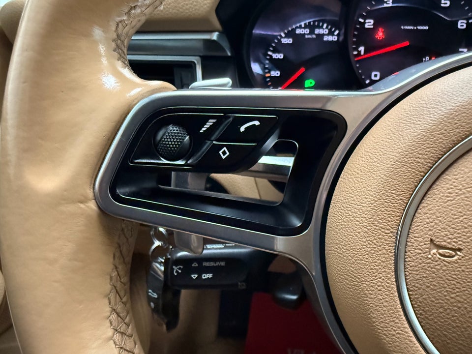 Porsche Macan 2,0 PDK 5d