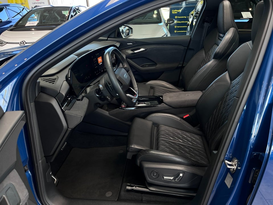 Audi SQ6 e-tron quattro 5d