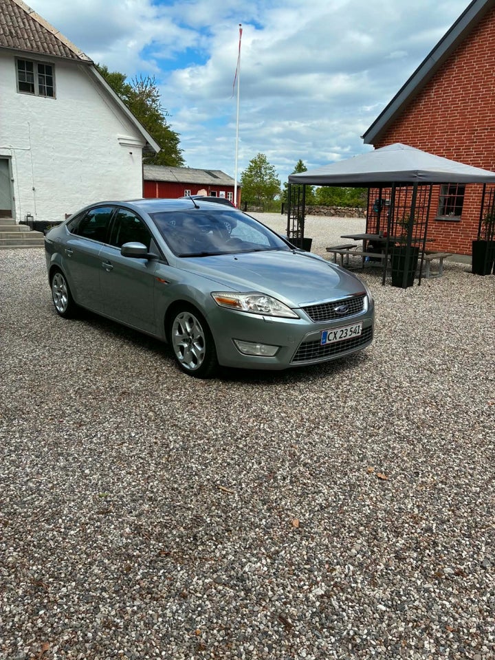 Ford Mondeo 2,5 20V Turbo Titanium 5d