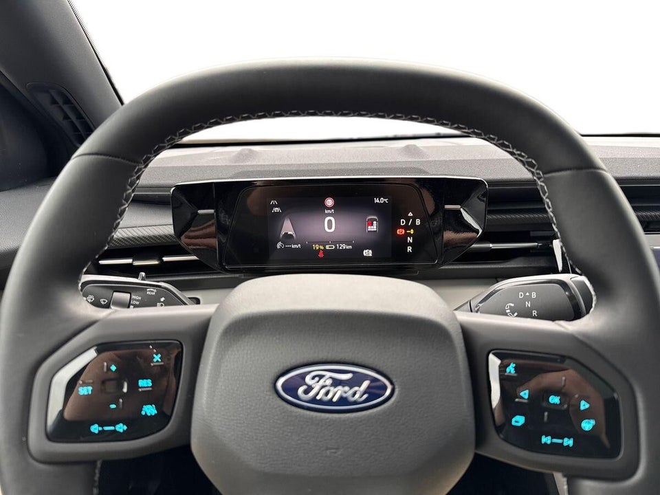 Ford Explorer 84 Premium Extended Range AWD 5d